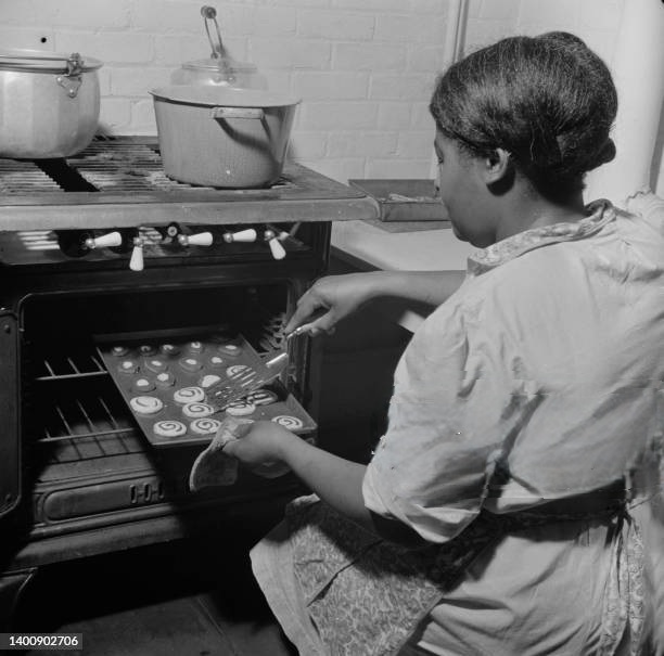 Aunty Bess Baking Cookies